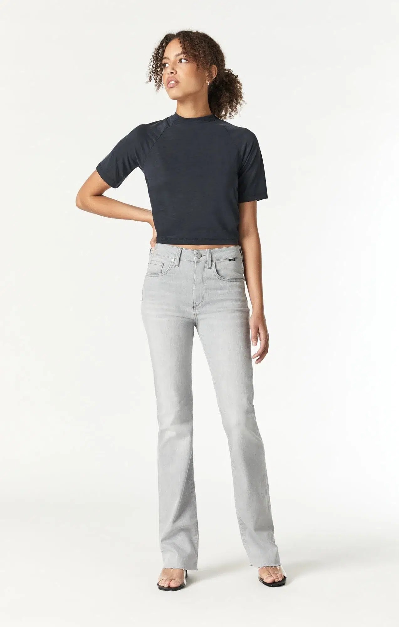 The 10 Best Grey Jeans to Add to Your Shopping Cart