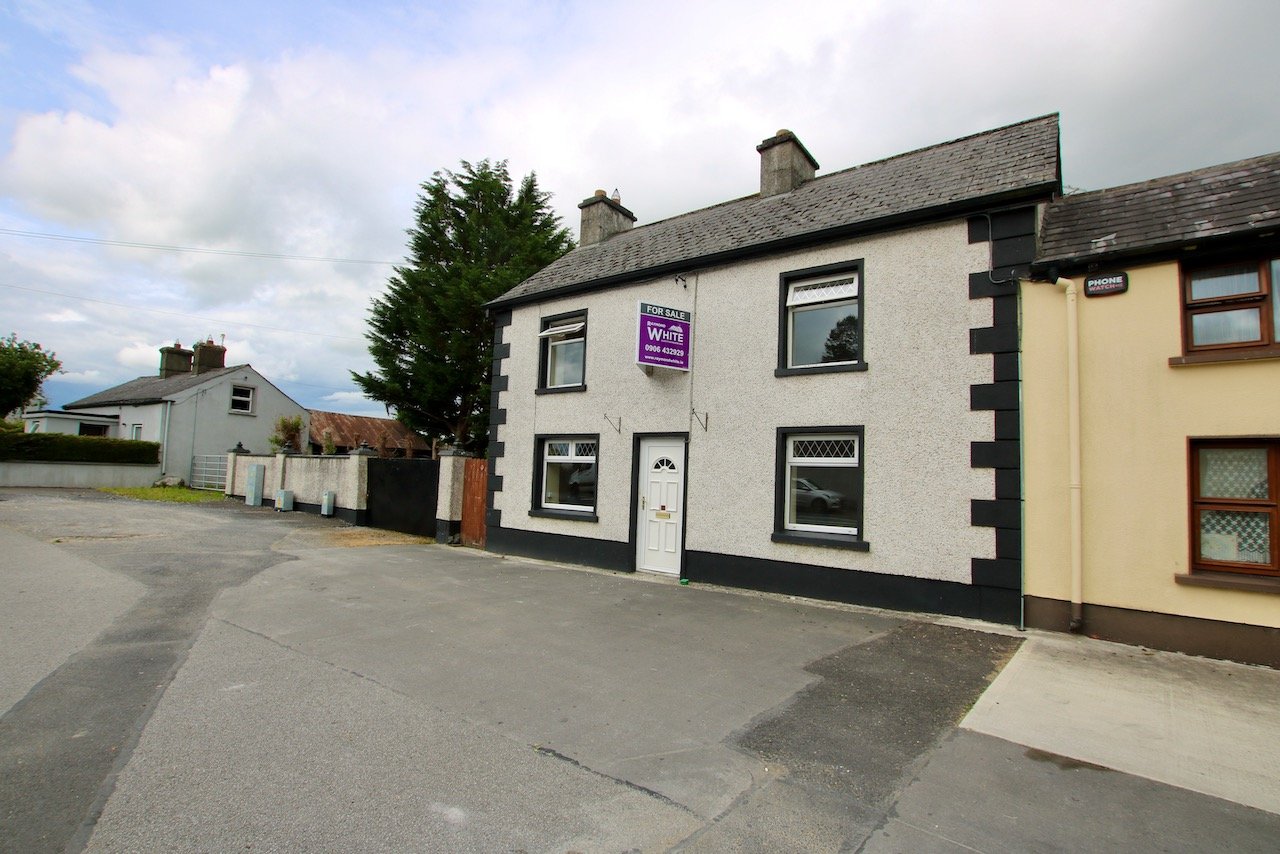 Keenagh Village Raymondwhite.ie