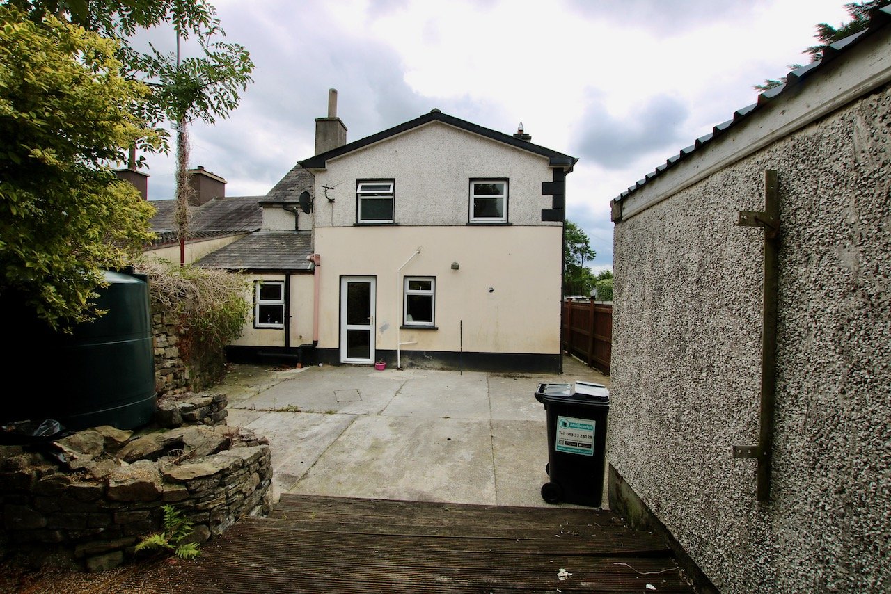 Keenagh Village Raymondwhite.ie