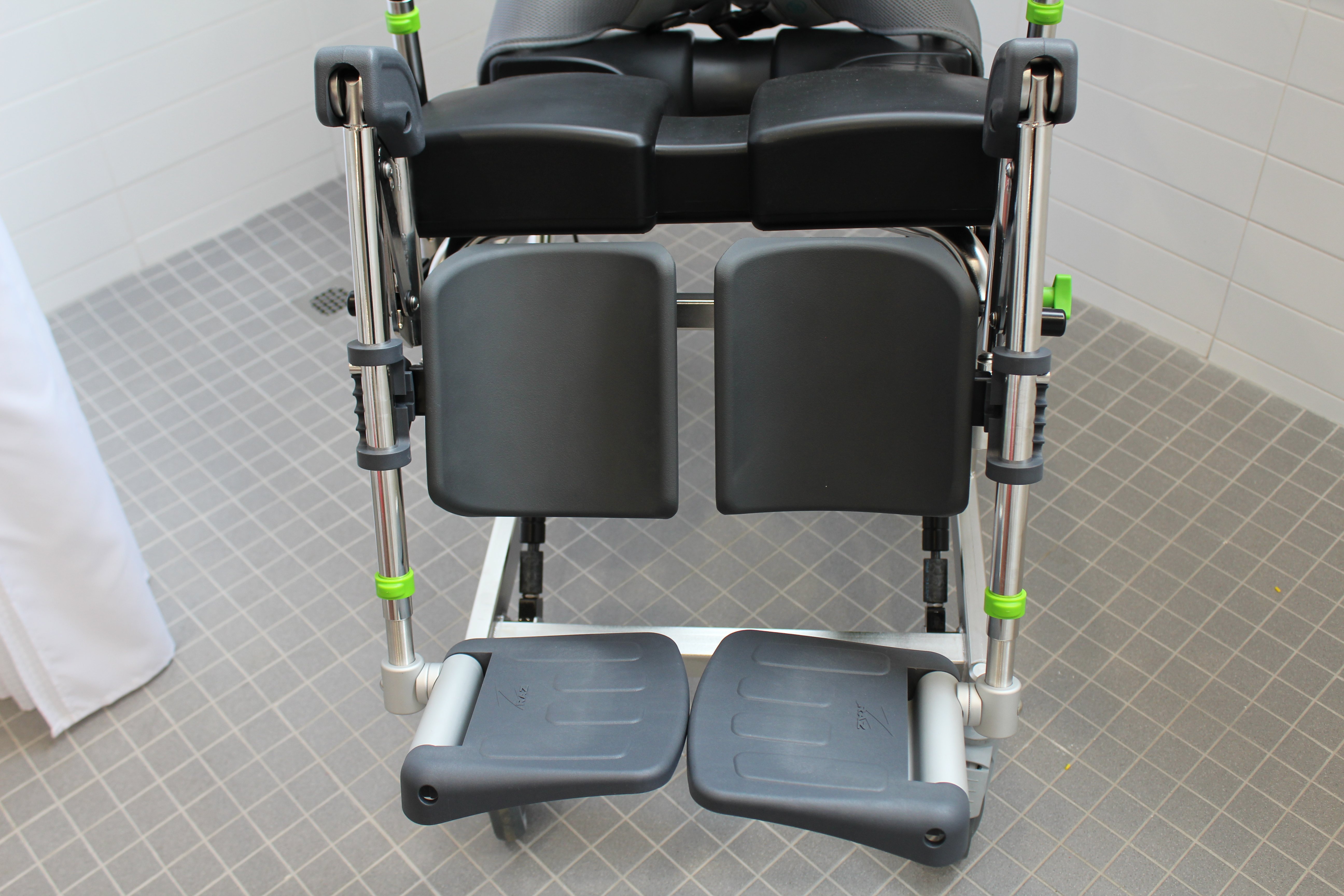 New Elevating Legrest Rehab Shower Commode Chairs Raz Design Inc.