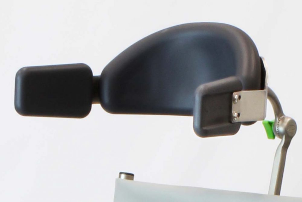 Head Support With Lateral Wings Mobile Shower Commode Chairs and Tub