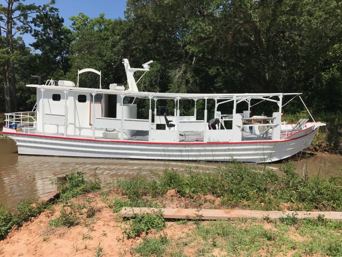 Oyster Barges Razorhead Aluminum Boats & Fabrication