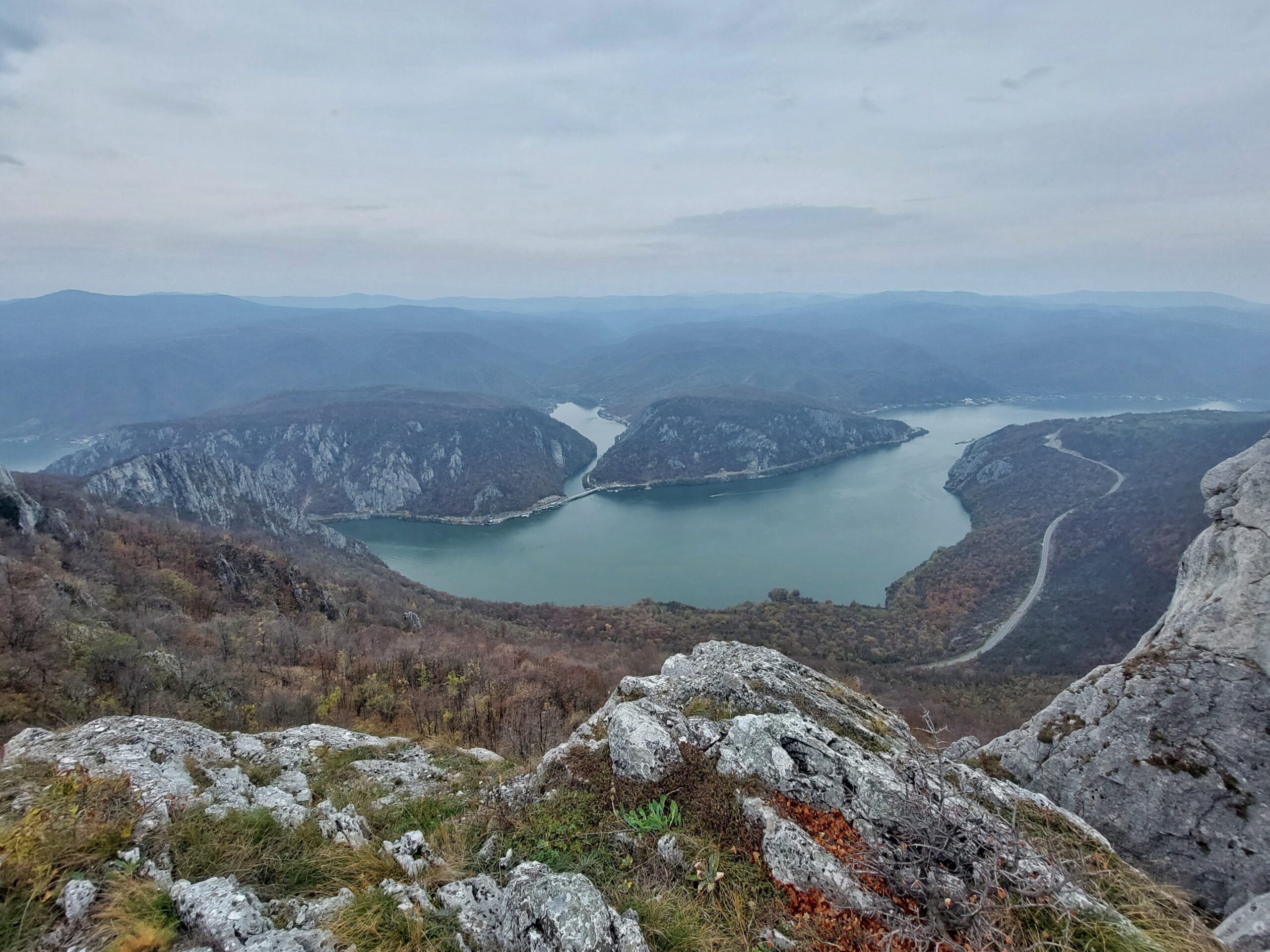 Mali ŠtrbacMicul gigant al Cazanelor Dunării Drumuri prin memorie
