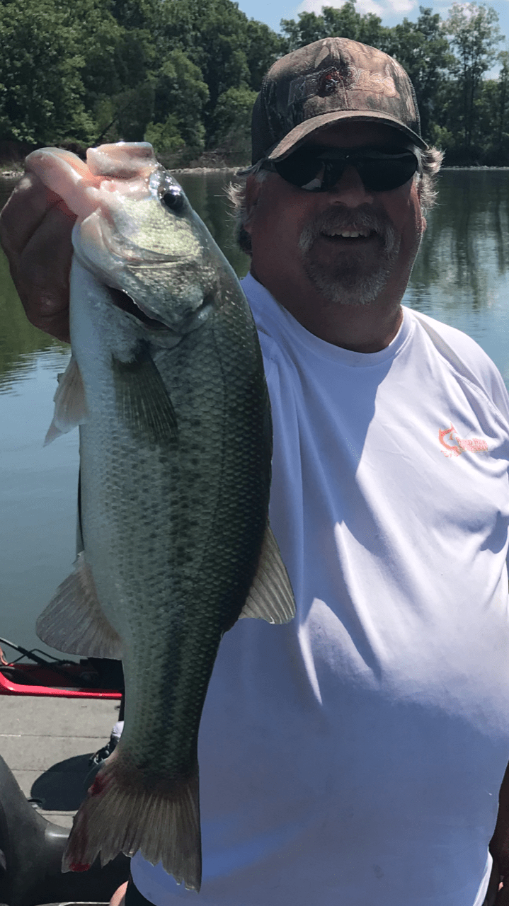 Cedar Lake, Illinois Fishing Report by Jeff Jewell RB Bass Fishing
