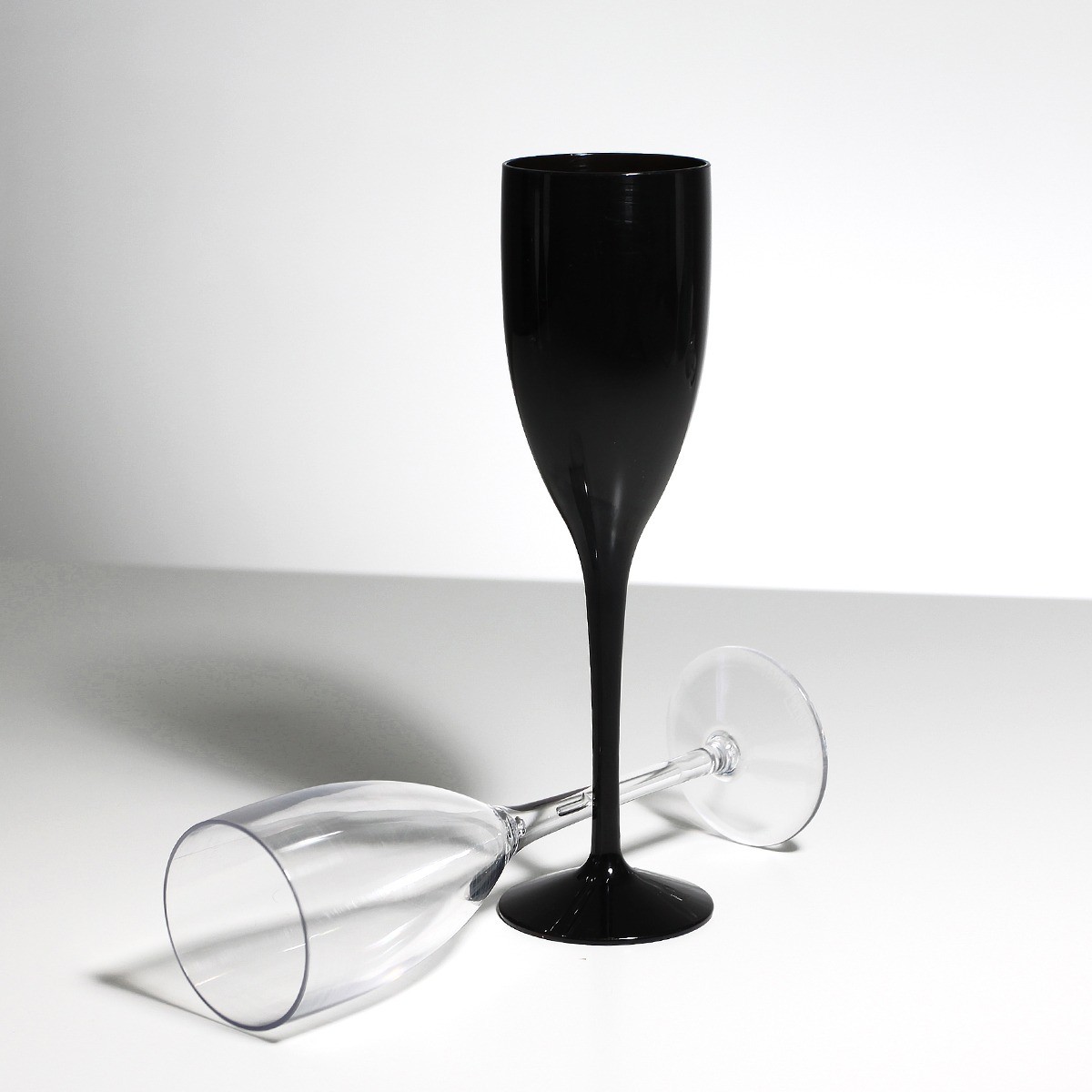 Flûte à champagne noire incassable et personnalisable RBDRINKS®