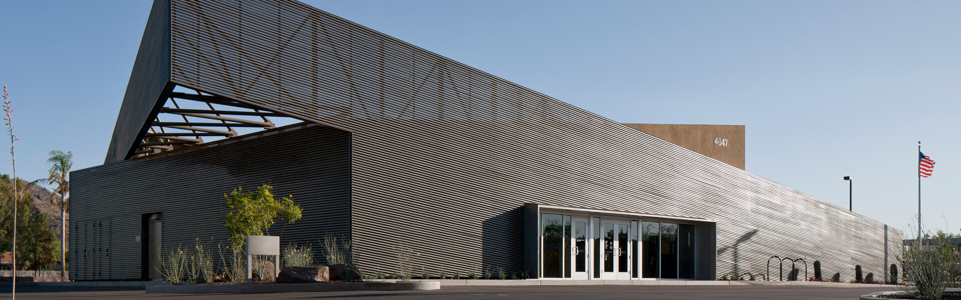 Phoenix, AZ RBI Commercial General Contractor Reliance Build, Inc.