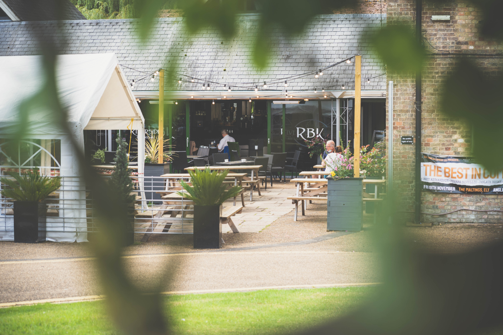 About Us Riverside Bar & Kitchen