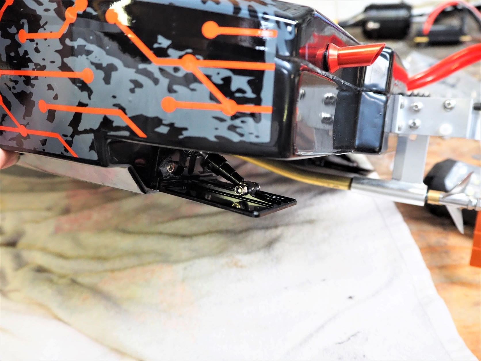 Blackjack 42 custom trim tabs PB42 Red RC Boat Bitz