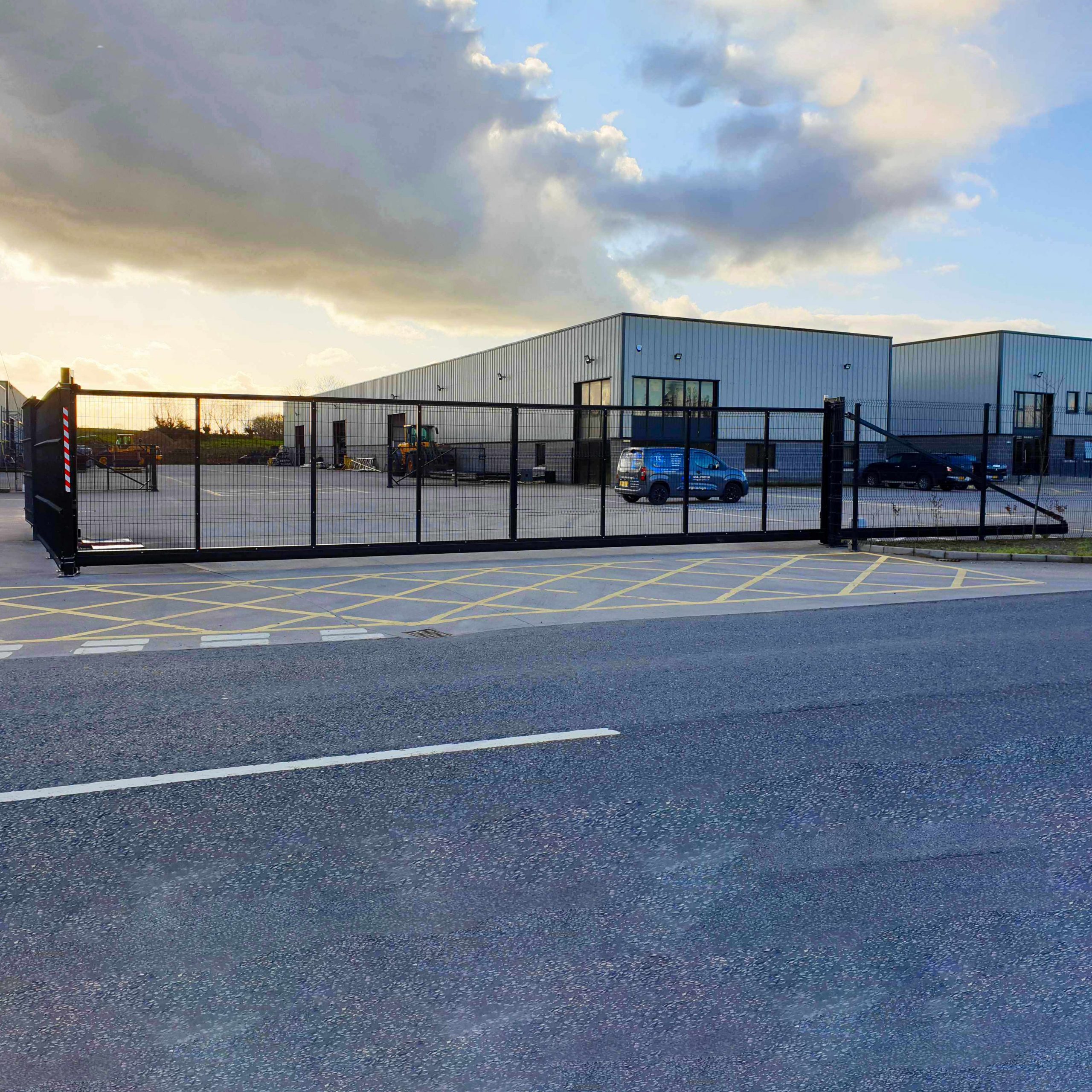 Automatic Gates Delivering daily to NI, Ireland & The UK