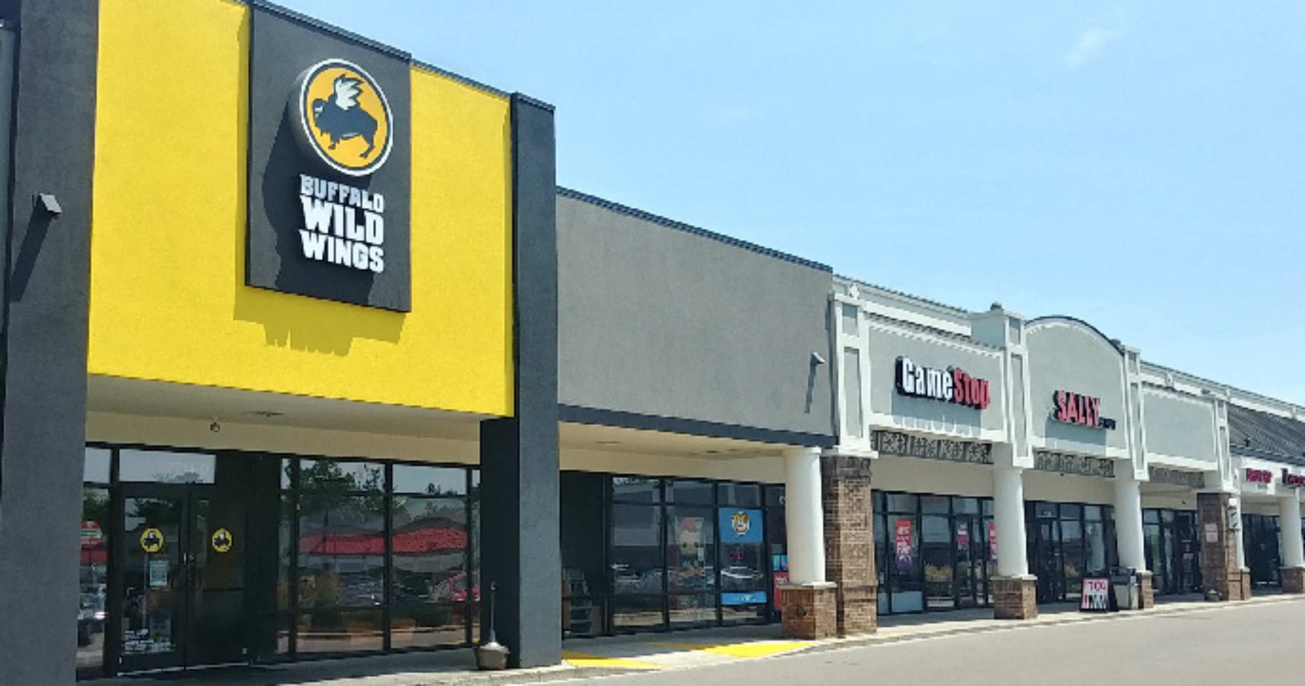 Shoppes at Kenwood RCG Ventures