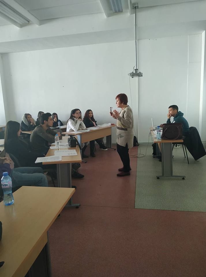 Атанас Далчев и Елисавета Багряна два поетични плюса на