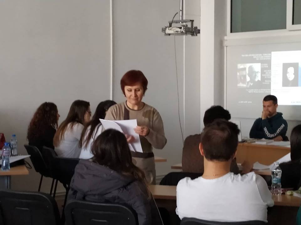 Атанас Далчев и Елисавета Багряна два поетични плюса на