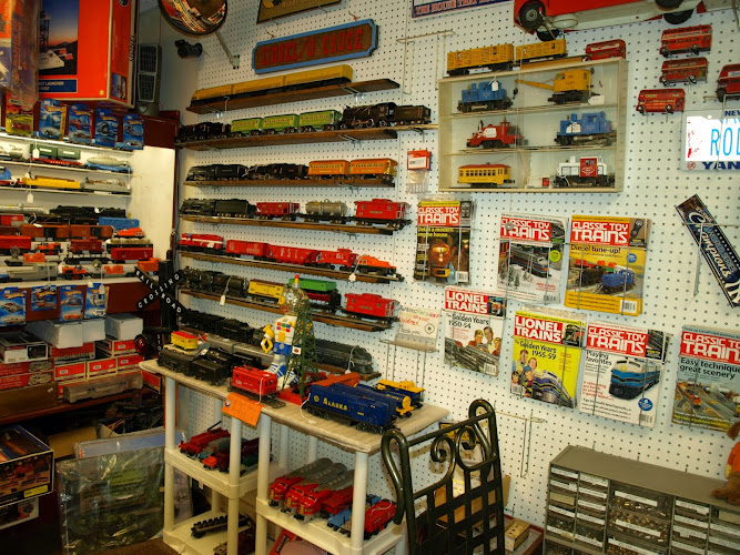 Rodney's Trains & Toys Hobby Shop Reviews and Pics by Hobbyists