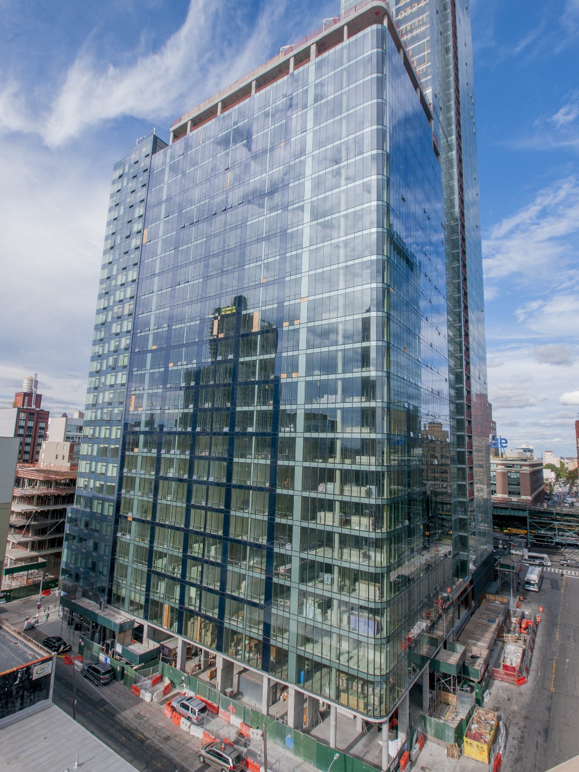 Star Tower 2717 42nd Rd. Long Island City, NY 27 Story Concrete