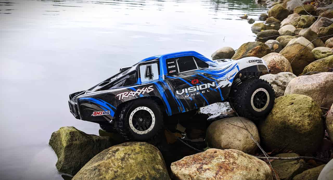Traxxas Slash Ultimate VS VXL [2024 Comparison] RC Tech Tips