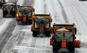 kak chistyat puti ot snega ochistka