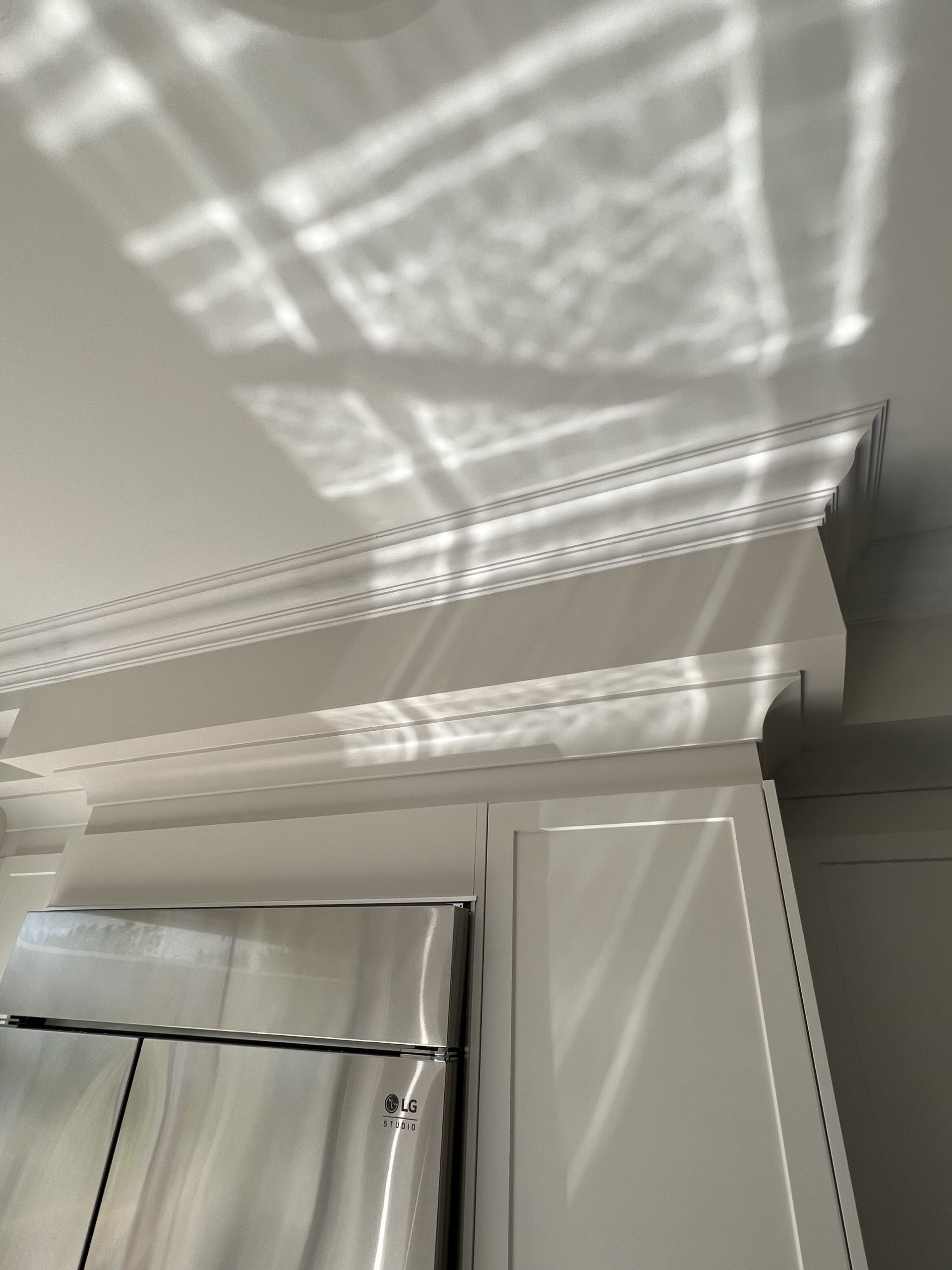 How to install crown moulding? RD Group Service