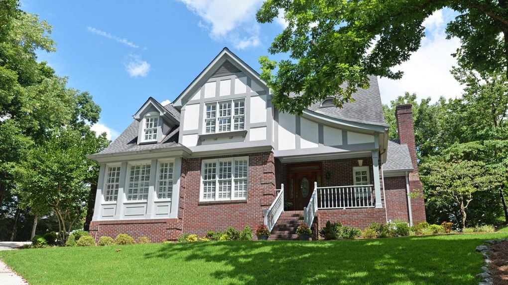 Affordable Mansions?! Top 10 Cities Where Big Homes Cost Small Sums