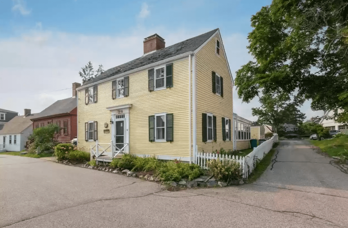 Cape Cod's Old Red Farm Inn From 1703 Is the Week's Oldest Home