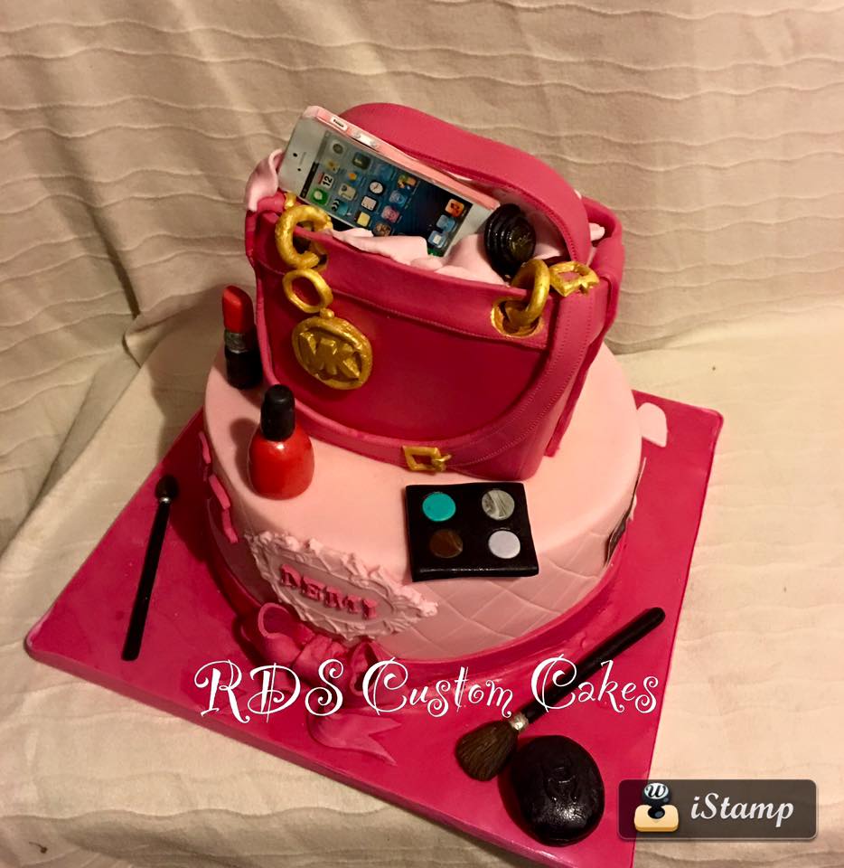 0051 RDS Custom Cakes