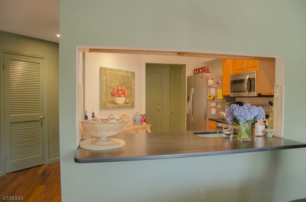 2 BR Condo for Rent at Garrett Heights The Realty Boutique