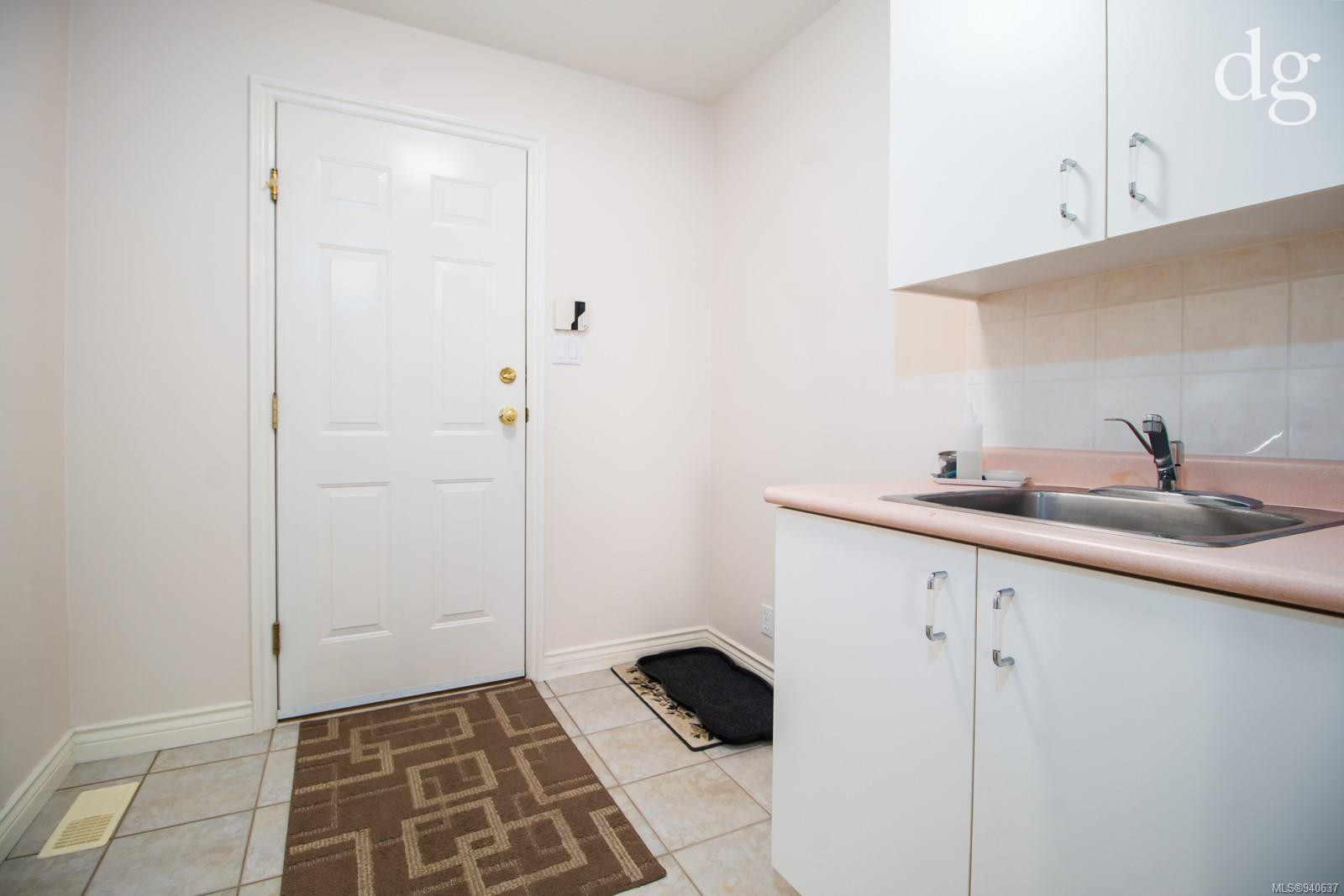 6546 Groveland Dr, Nanaimo Vancouver Island and Nanaimo Real Estate