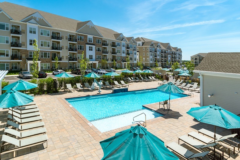 Woodmont, Atkins bring 330unit rental complex to full occupancy Real