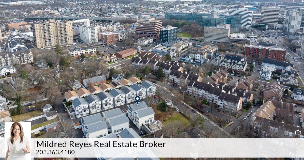 27 Terrace Pl, Unit 6, Stamford, CT 06902