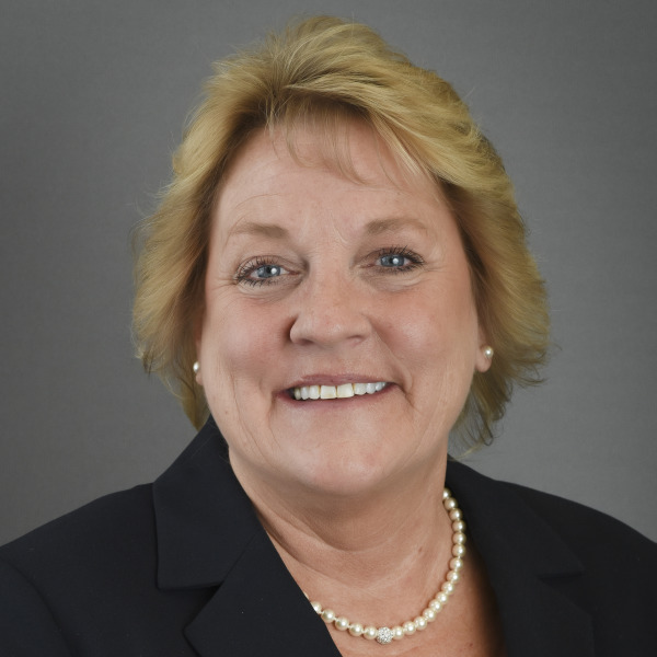 Jennifer Hubbard Sr. Escrow Officer Fidelity National Title Las Vegas(011)
