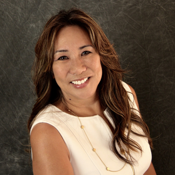 Lynne (Watanabe) MacFarlane Realtor Intero Real Estate Los Altos