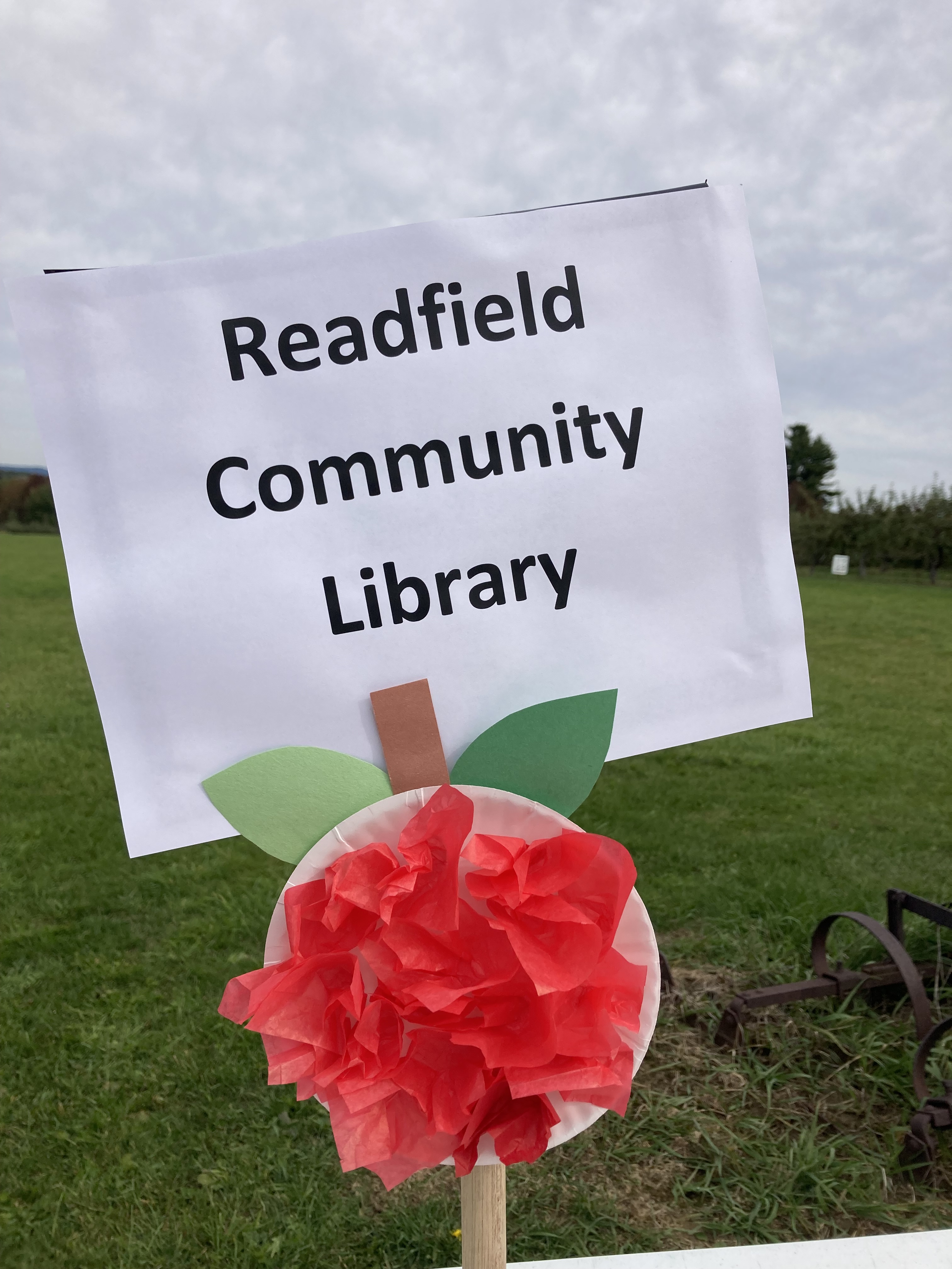 Readfield Community Library A small library in Readfield, Maine