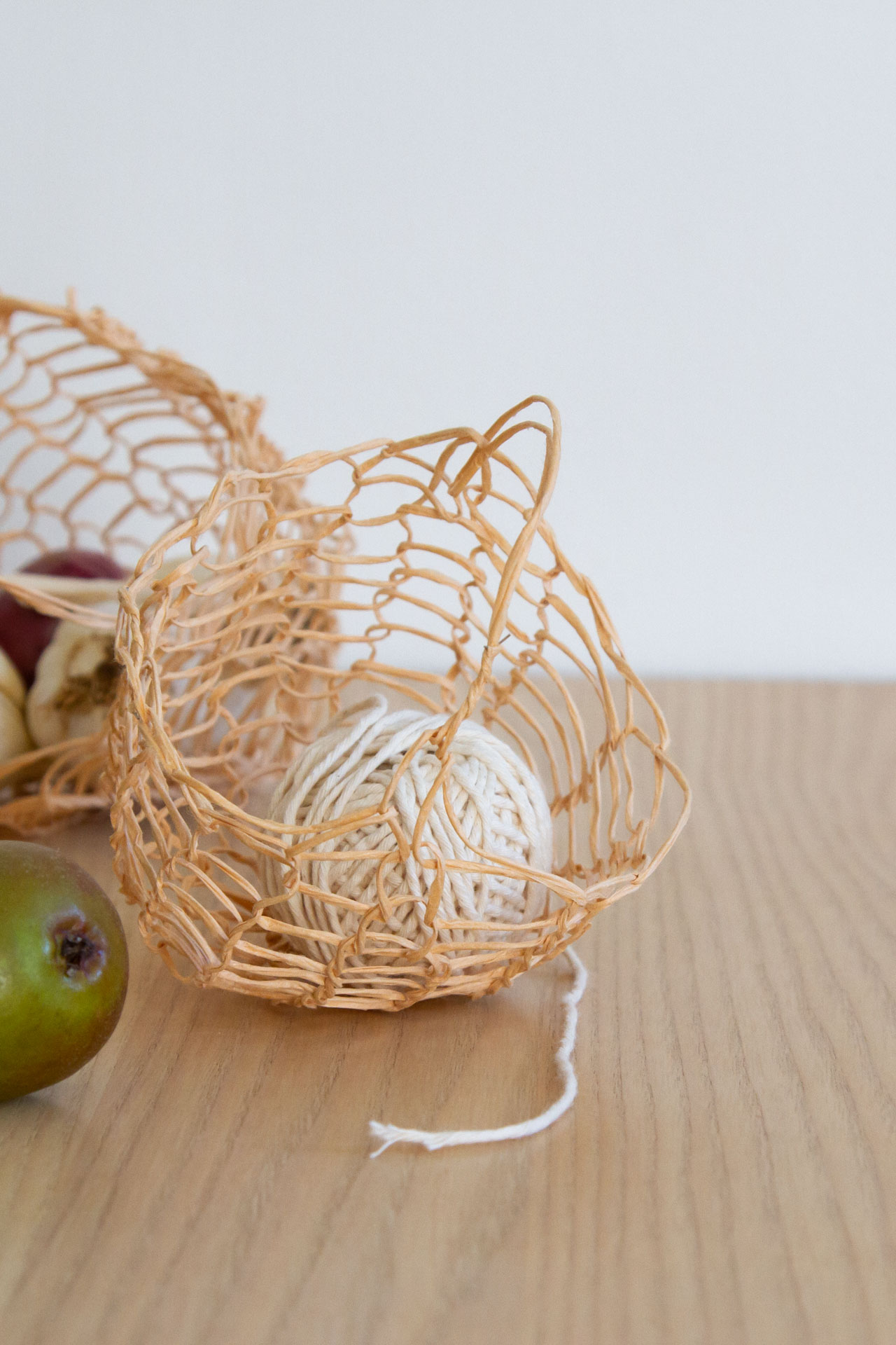 make your own floral twine string dispenser. Reading My Tea Leaves
