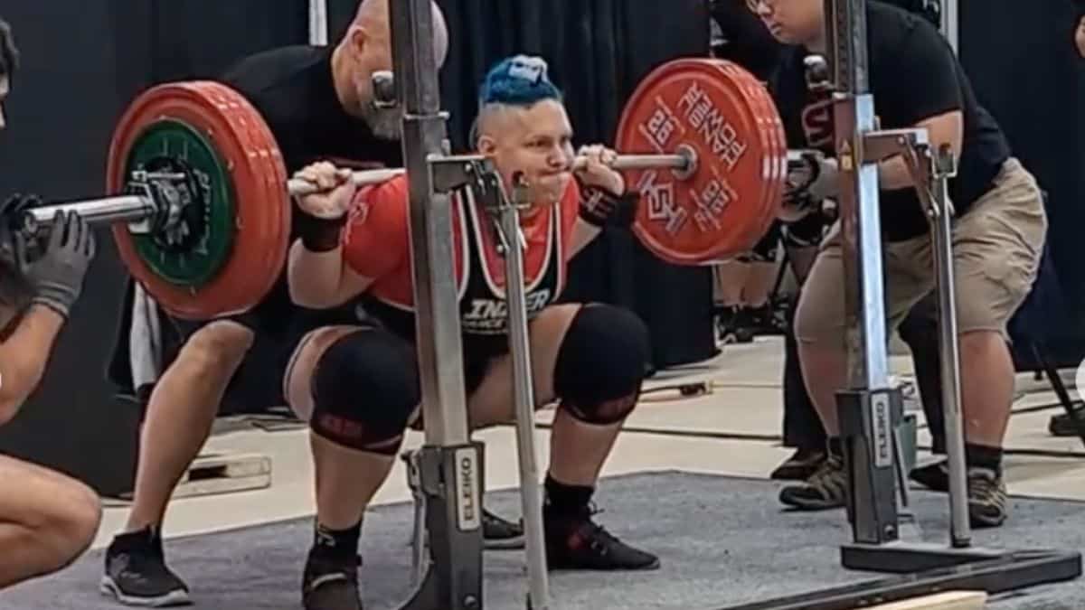 Male powerlifter sets world record by competing in the women’s category