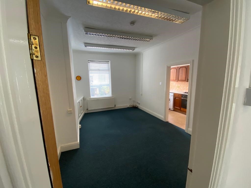 100 London Road, Stockton Heath, Warrington, WA4 6LE Read Properties