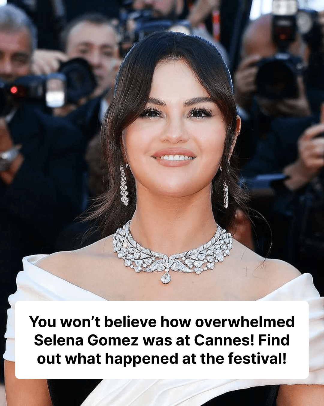 Selena Gomez Cries as Emilia Pérez Film Earns MinutesLong Standing