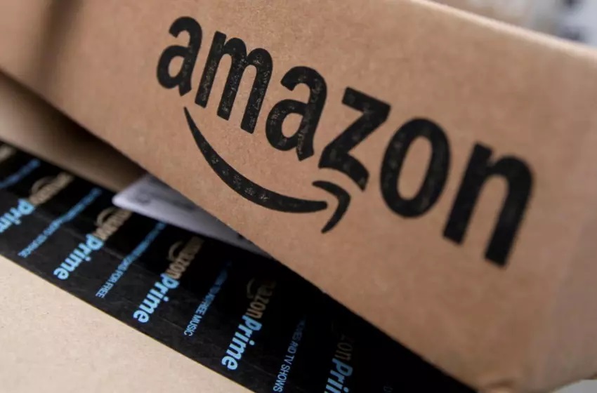 Amazon is hiring 100,000 workers to cope with coronavirus