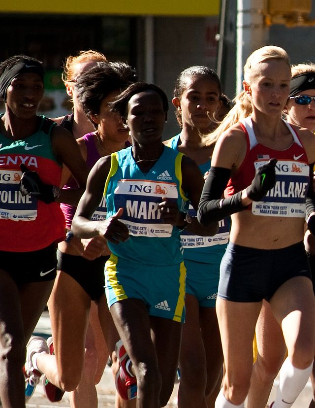 Why Do Runners Wear Arm Sleeves? Ready.Set.Marathon.