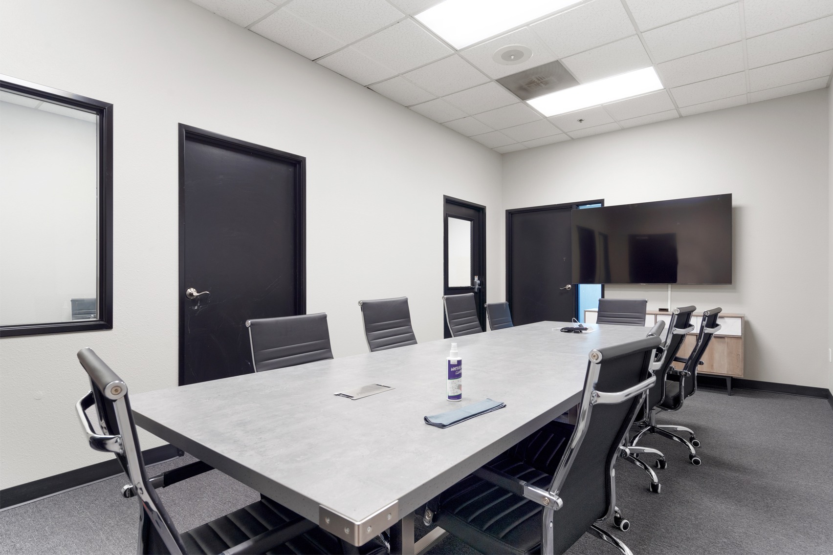 Small Warehouse Spaces for Rent in Saddle Brook ReadySpaces