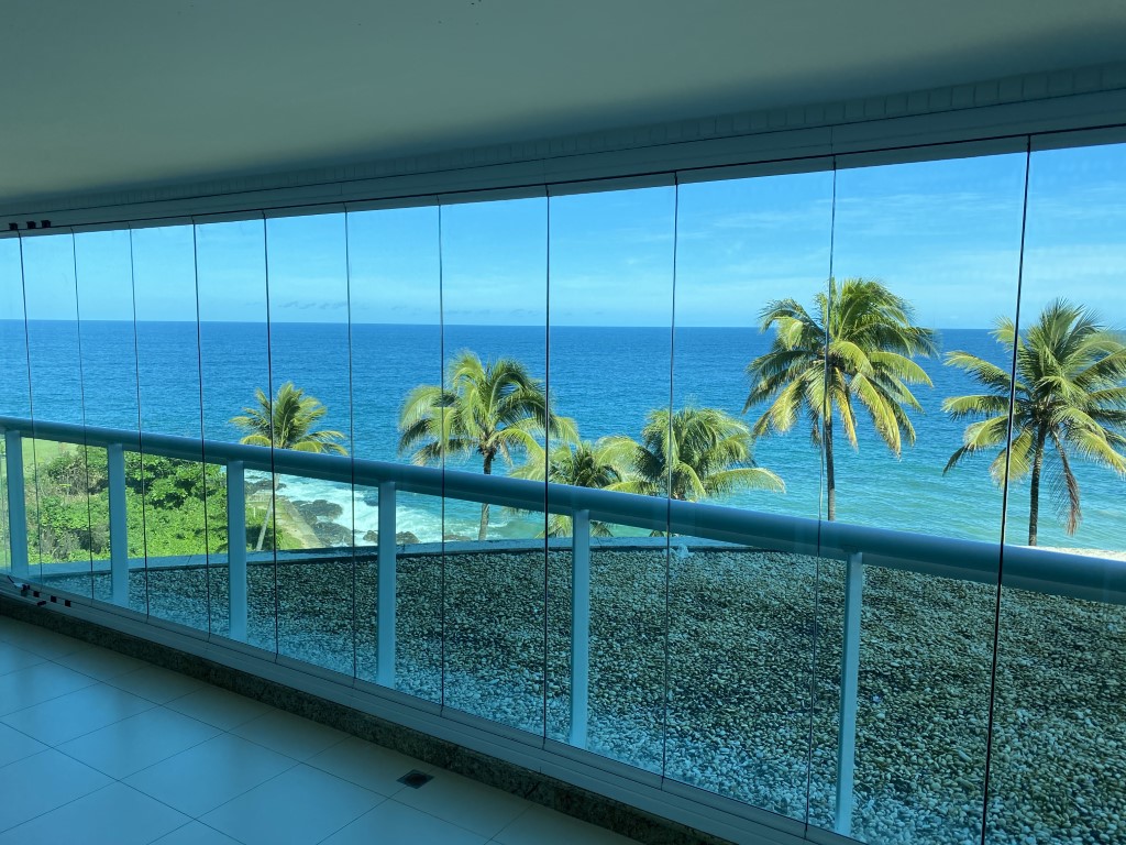 Exclusive Apartment Salvador with 1 bedroom, 1,5 bathrooms