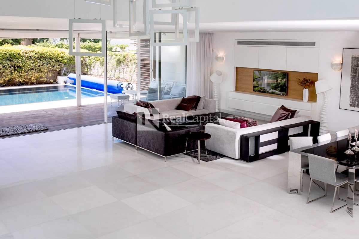 Rare Luxury Beach Front Property For Sale Located in Herzliya Pituach