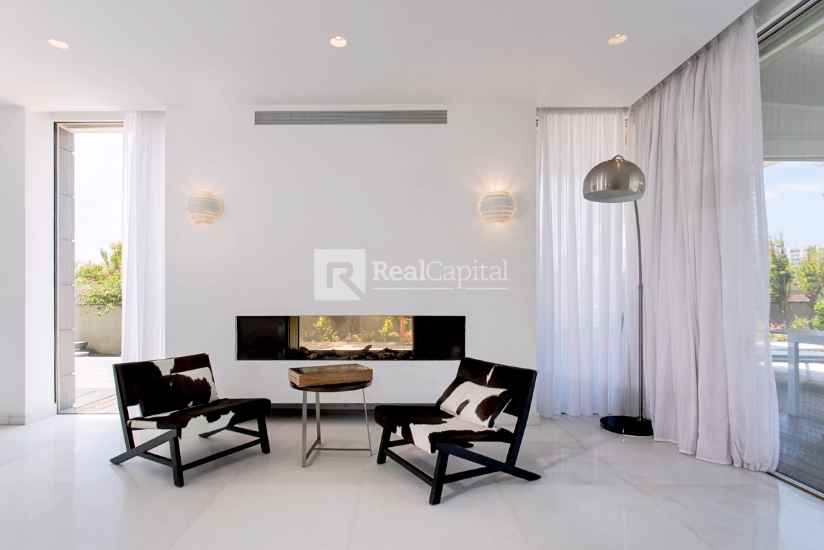 Rare Luxury Beach Front Property For Sale Located in Herzliya Pituach