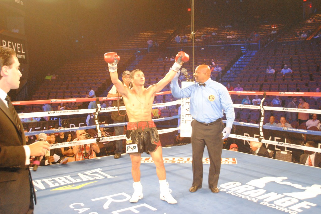 MaiceloRodriguez Opening Bout at Revel Casino Ends in a Late Knockout