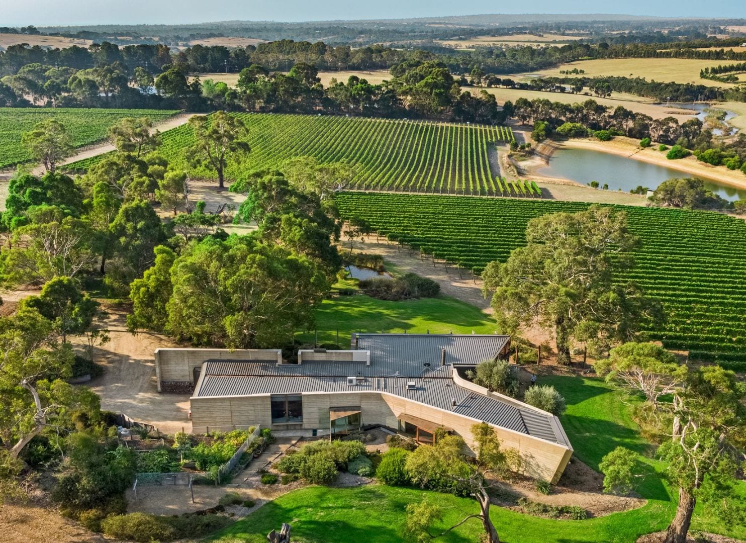 Vineyard House For Sale aaalwm