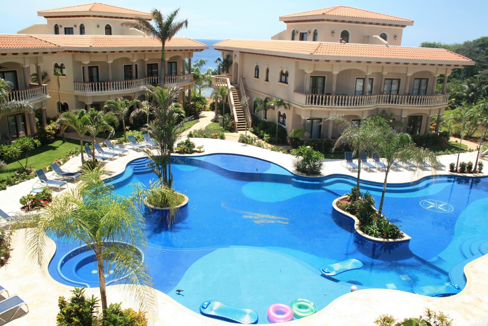 Meridian Villa 2C SOLD! Rick Northrop Roatan Real Estate Agent