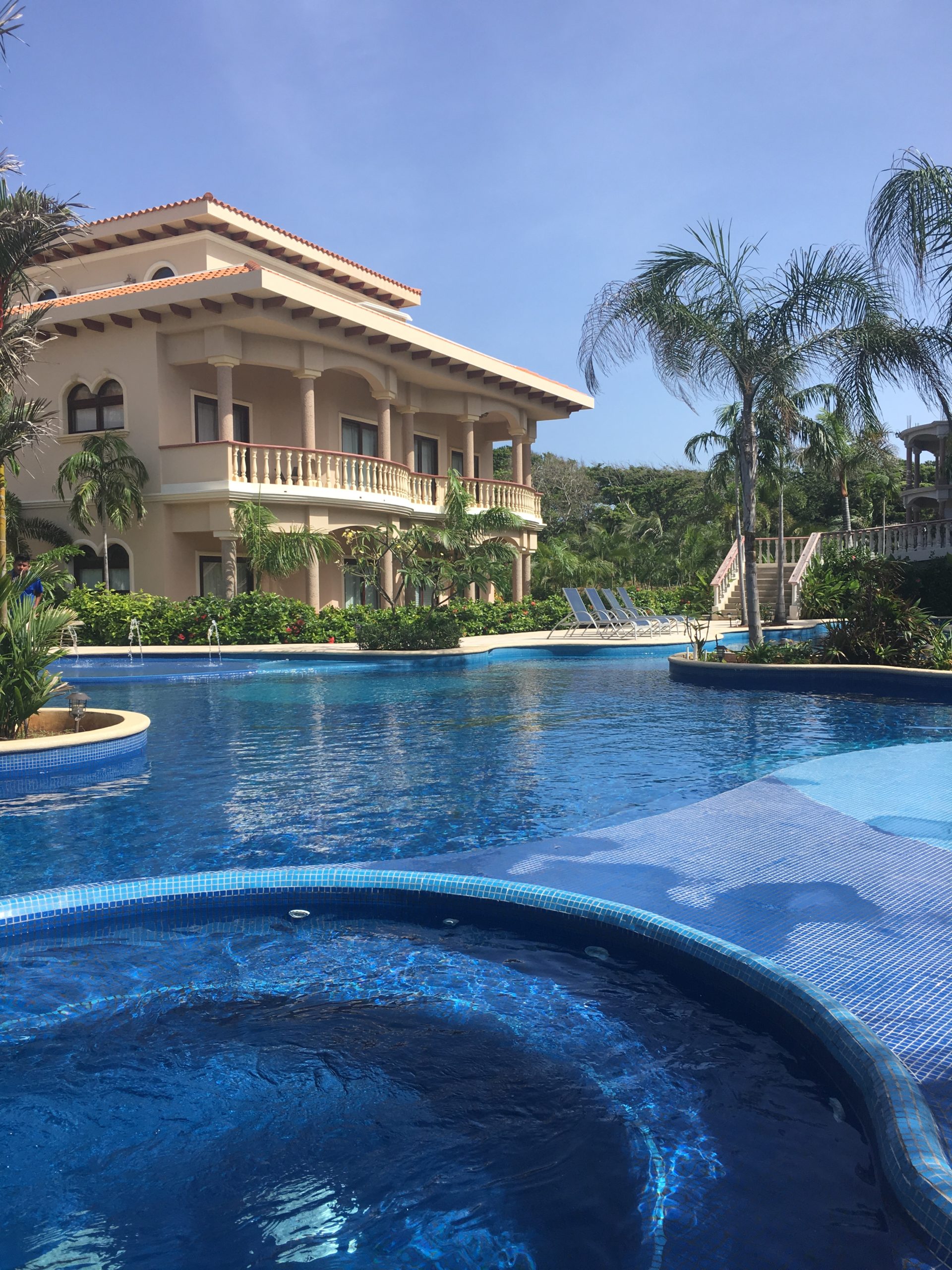 Meridian Villa 2C SOLD! Rick Northrop Roatan Real Estate Agent