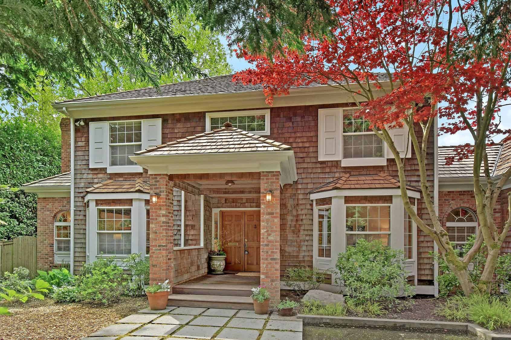 8027 32nd Ave NW — Real Estate GalsReal Estate Gals