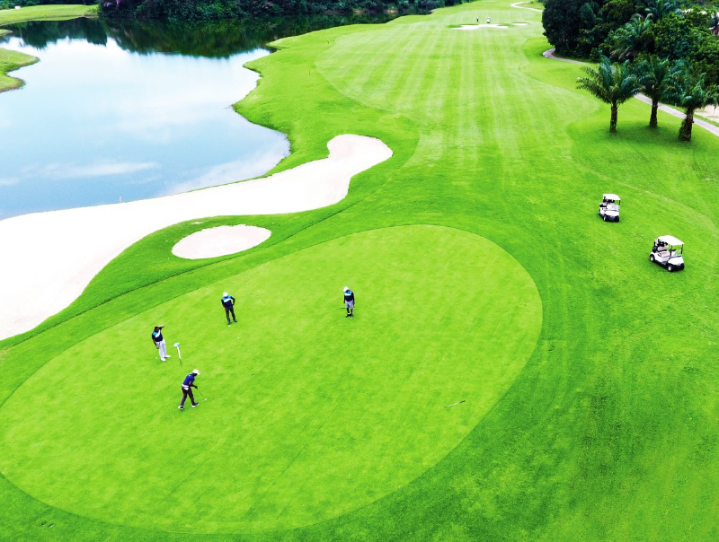 Lakowe Lakes Golf ; Country Estate [ Pictures and Honest Review]