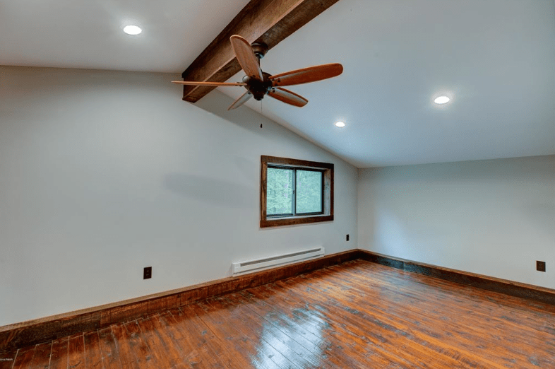 Completely Renovated Millbrook Cottage for Sale Greentown PA Real Estate Lake Wallenpaupack