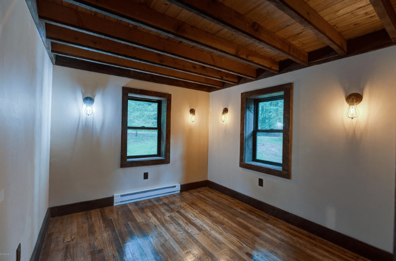Completely Renovated Millbrook Cottage for Sale Greentown PA Real Estate Lake Wallenpaupack