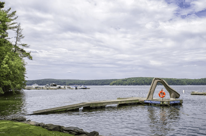 Completely Renovated Millbrook Cottage for Sale Greentown PA Real Estate Lake Wallenpaupack